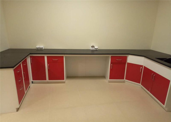 University experiment bench
